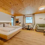 Haus Platina Апартаменты
